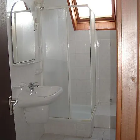 Apartment Lilla Apartmanhaz *