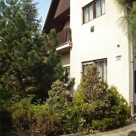 Apartment Lilla Apartmanhaz